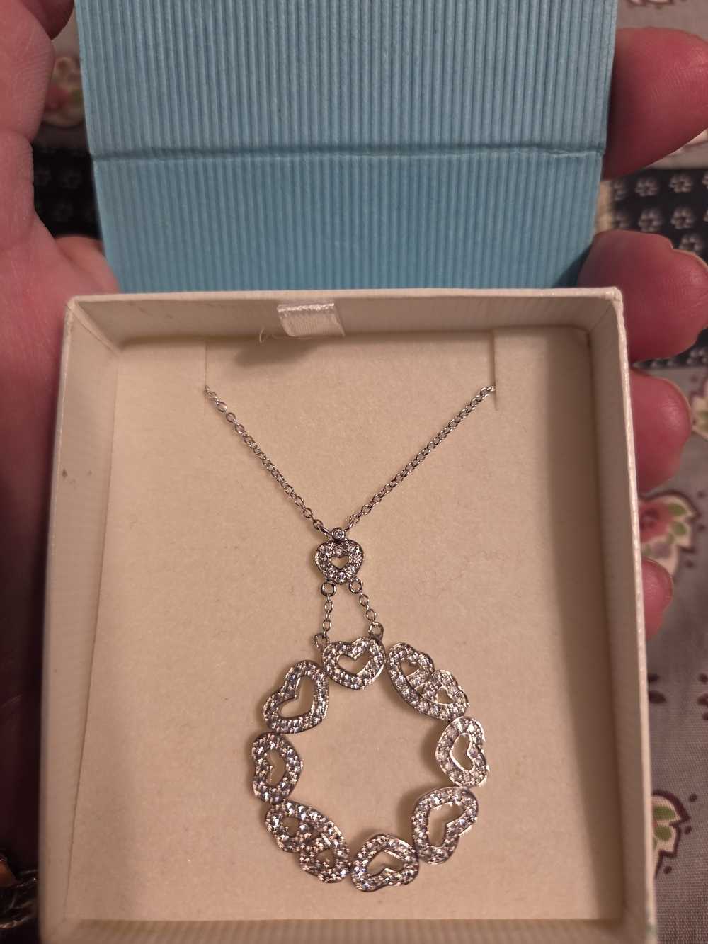 Ice By Jardin Sterling Silver Crystal Heart Wreath Necklace Never Worn